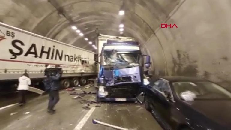 Son dakika: Bolu Dağı Tünelinde zincirleme kaza
