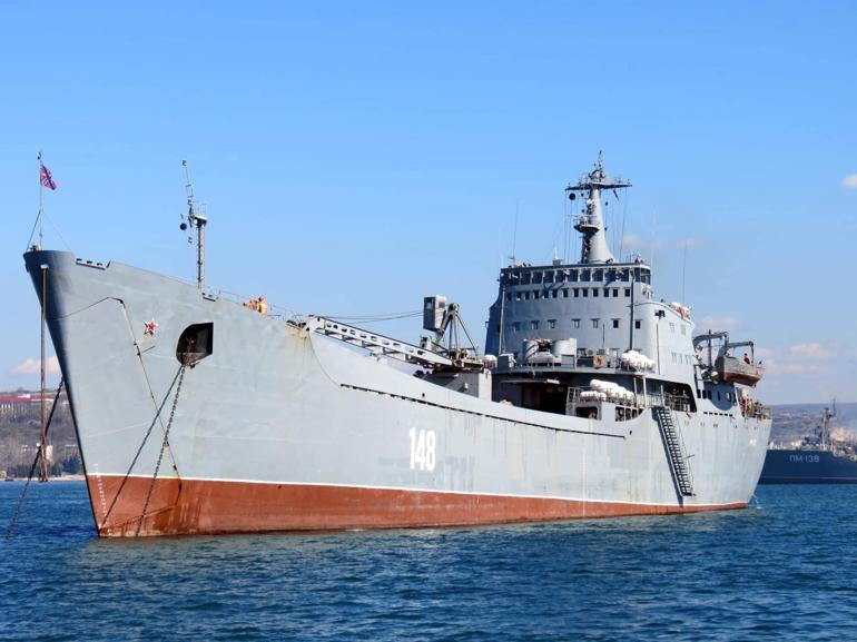 Ukrayna, Rusyanın Orsk çıkarma gemisini vurdu