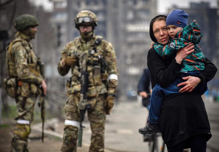 Gıda stokları tükendi… Rusya’dan flaş Mariupol iddiası: Binden fazla Ukraynalı asker teslim oldu