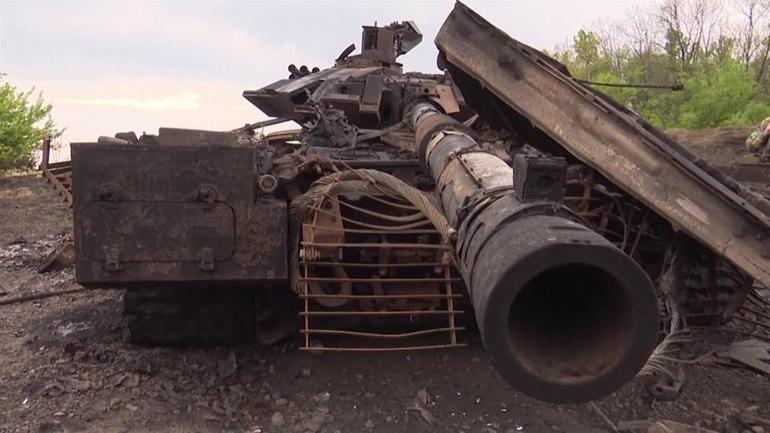 Rusya 15 araçlık sivil konvoyu vurdu