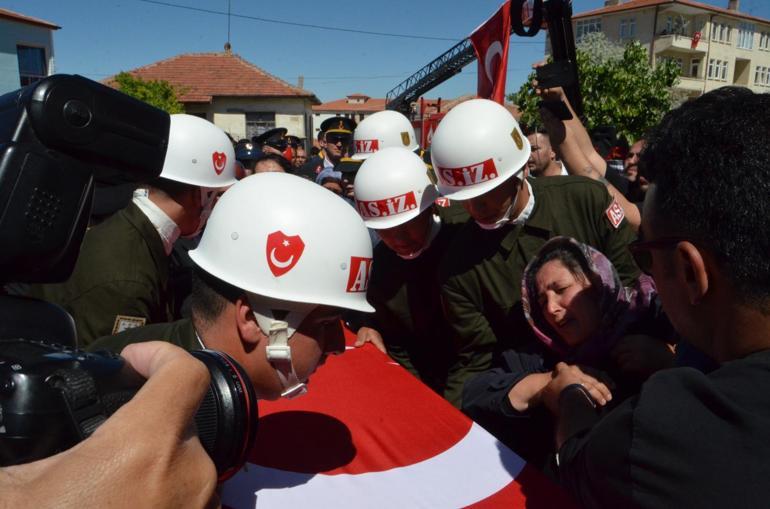 Şehit uzman çavuş, Aksarayda son yolculuğuna uğurlandı