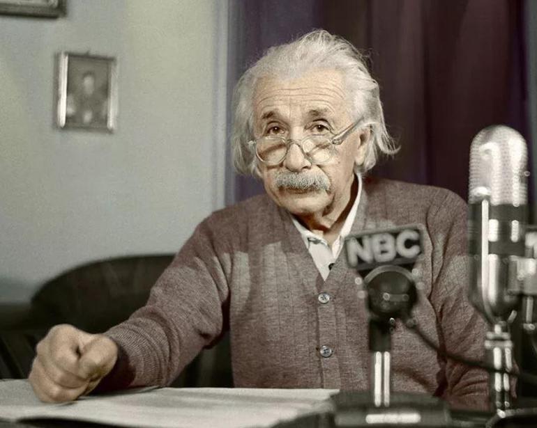 Einstein kime ait Her yerde gördüğünüz o yüzün hiç bilmediğiniz hikayesi...