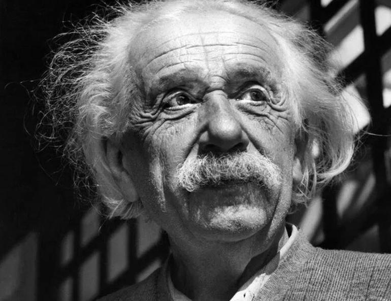 Einstein kime ait Her yerde gördüğünüz o yüzün hiç bilmediğiniz hikayesi...