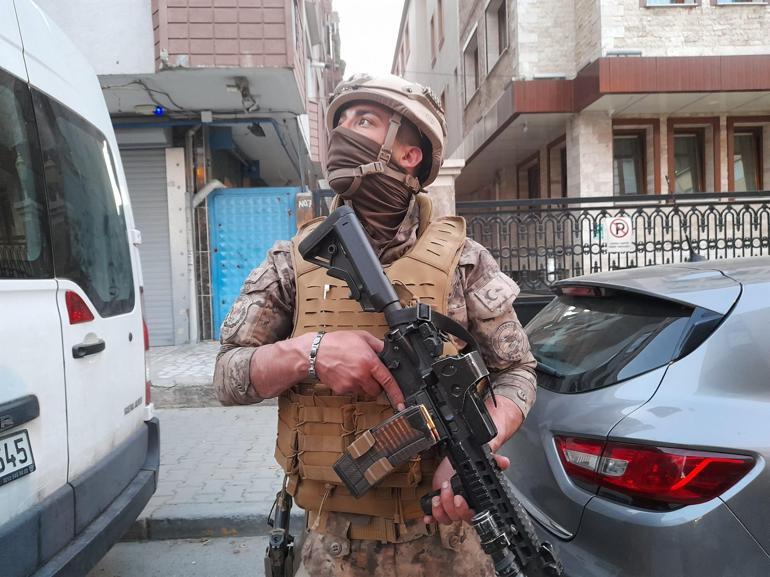 İstanbulda zehir tacirlerine darbe: Çok sayıda gözaltı var