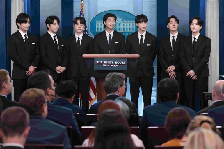K-pop grubu BTS, Beyaz Sarayda Asya karşıtı nefret suçlarına dikkat çekti