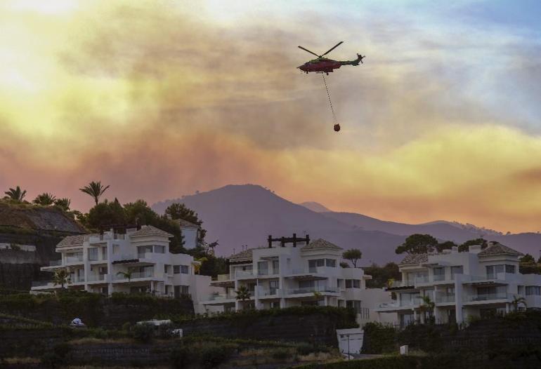 İspanya’da orman yangını: 2 bin hektarlık alan kül oldu