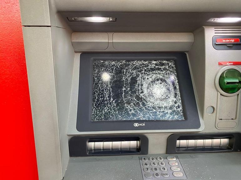 Yalovada ATM’lere çekiçli saldırı kamerada