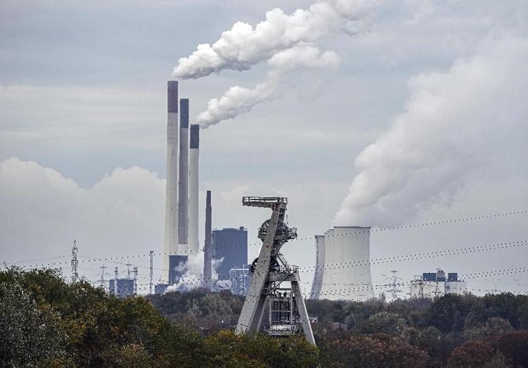 Almanyadan Rus gazına karşı adım: Kapatılan kömür yakıtlı termik santrale acil durum izni