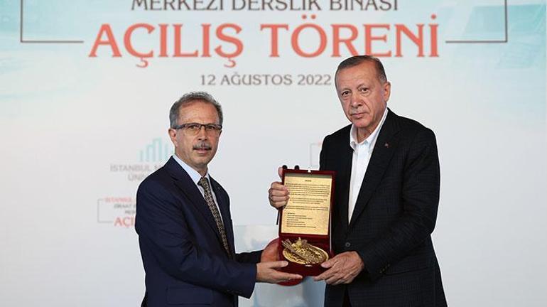 Son dakika... En büyük üniversite kütüphanesi Cumhurbaşkanı Erdoğandan açılışta önemli açıklamalar