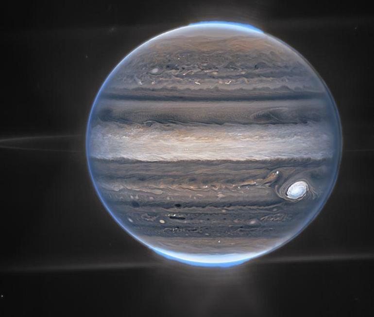 NASA, Jüpiterin yeni görüntülerini yayınladı