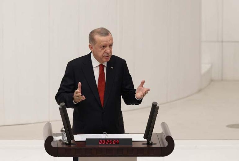 Son dakika... Cumhurbaşkanı Erdoğandan yeni anayasa mesajı