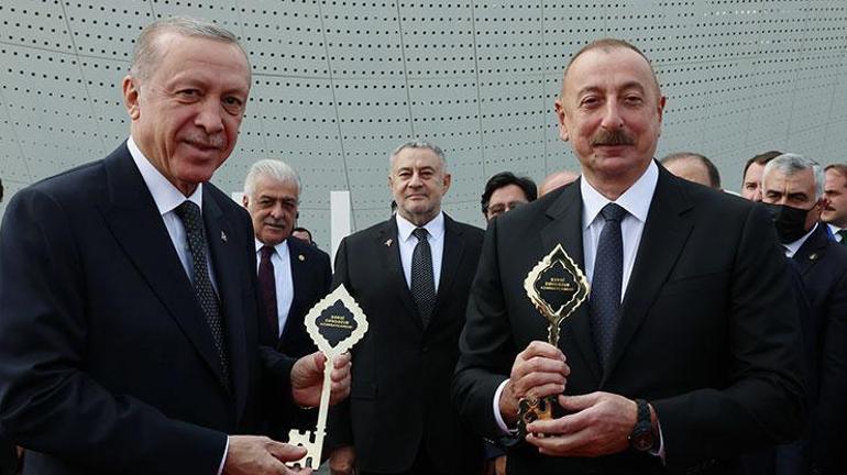 Cumhurbaşkanı Erdoğan, Azerbaycanda Tarihi açılışı Aliyev ile birlikte yaptı