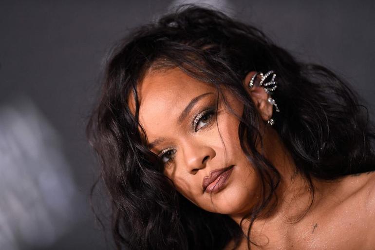 Rihannadan hayranlarına sürpriz: 5 yıl sonra müziğe geri döndü