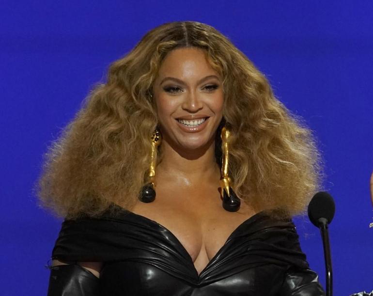 65inci Grammy Ödüllerinin adayları belli oldu: Beyonce ve Jay-Zden yeni rekor
