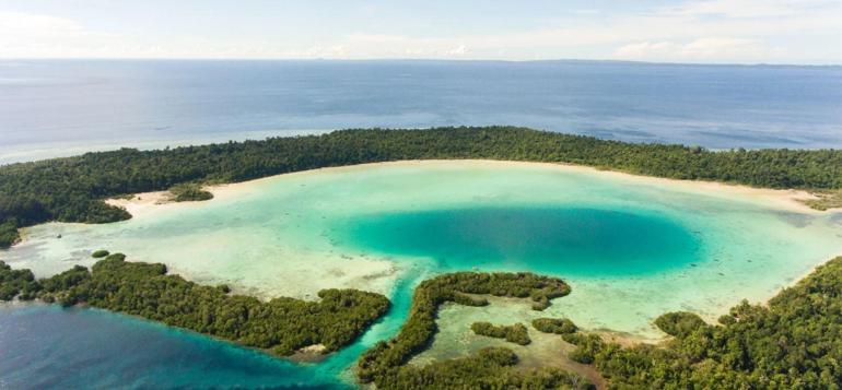Endonezya’da 100’den fazla tropikal adanın “geliştirme hakları” açık artırmaya çıkıyor