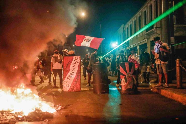 Perudaki hükümet karşıtı gösterilerde can kaybı 7ye yükseldi
