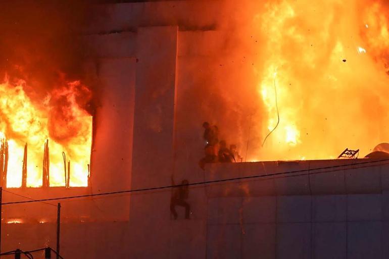 Kamboçyada otel yangını: En az 10 kişi hayatını kaybetti