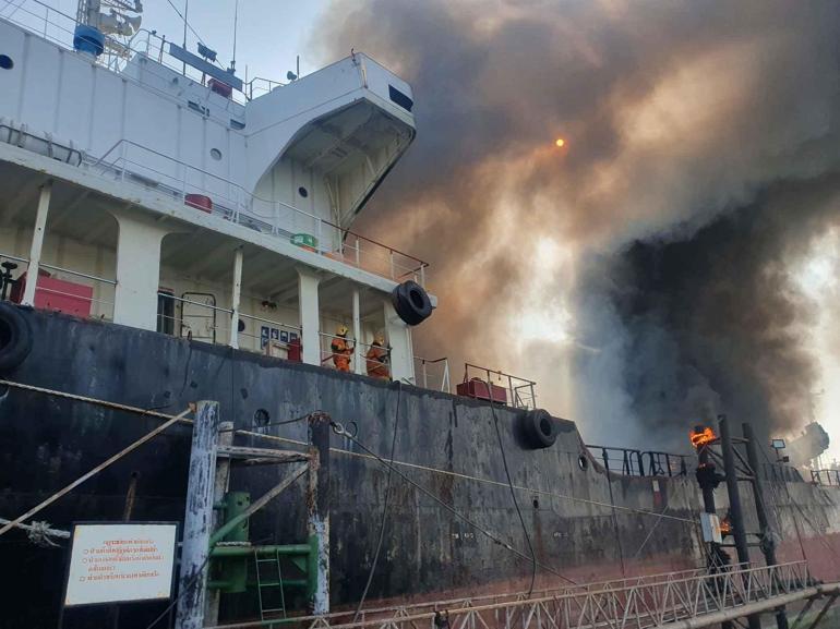 Tayland’da petrol tankerinde patlama: 1 ölü