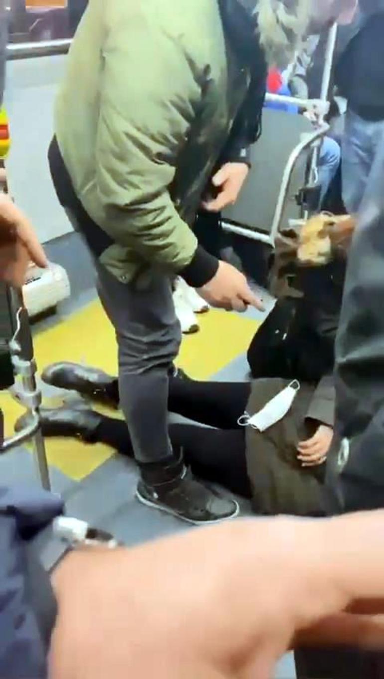 Avcılarda metrobüste bayıltan alacak verecek tartışması