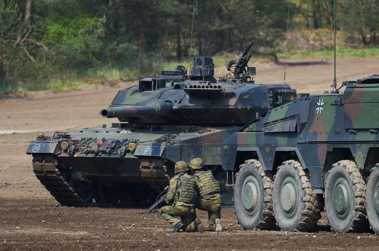 SON DAKİKA Onay çıktı Almanya, Ukraynaya Leopard-2 tankı gönderiyor...