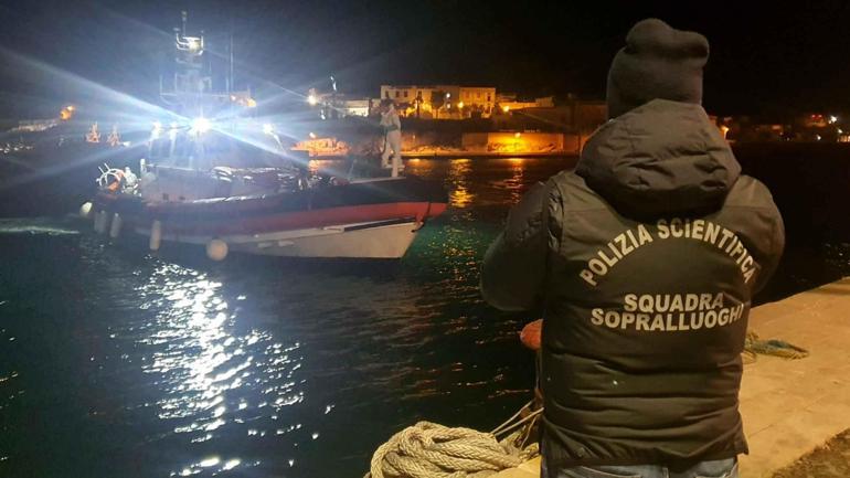Lampedusa açıklarında biri hamile 8 göçmen ölü bulundu