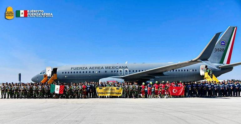 Ölen kurtarma köpeği tabutla Meksikaya götürüldü