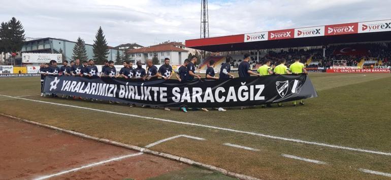 Boluspor-Düzcespor maçının geliri depremzedelere bağışlandı