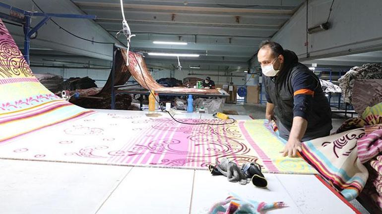 Uşaklı sanayicilerden afet bölgesine 1,5 milyon battaniye