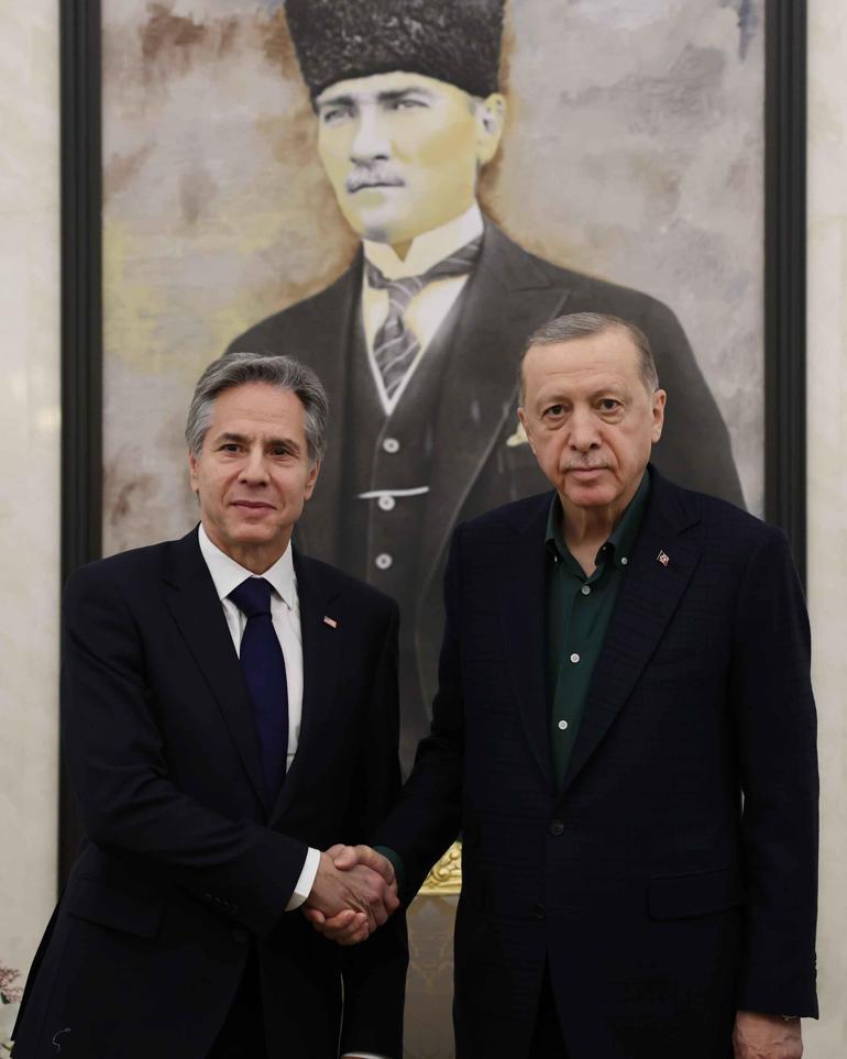 Cumhurbaşkanı Erdoğan, ABD Dışişleri Bakanı Blinken’ı Esenboğa Havalimanı’nda kabul etti
