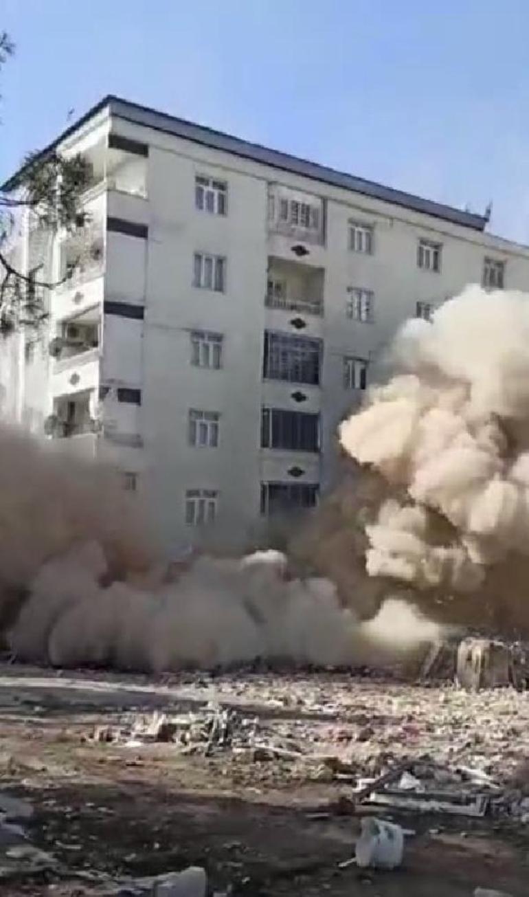 Diyarbakırda kontrollü yıkımda 10 katlı bina çöktü; o anlar kamerada