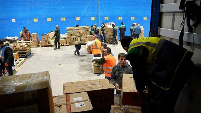 Depremzedeler için lojistik üs Yardımların kalbi Kayseri