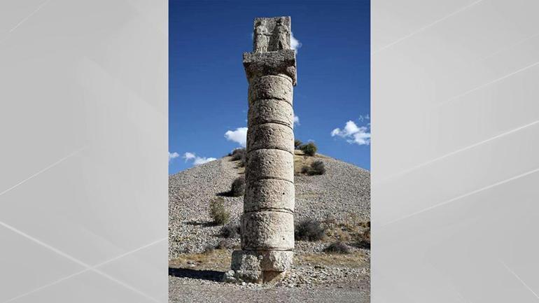 Adıyamandaki tokalaşma sütunu da depremde yıkıldı