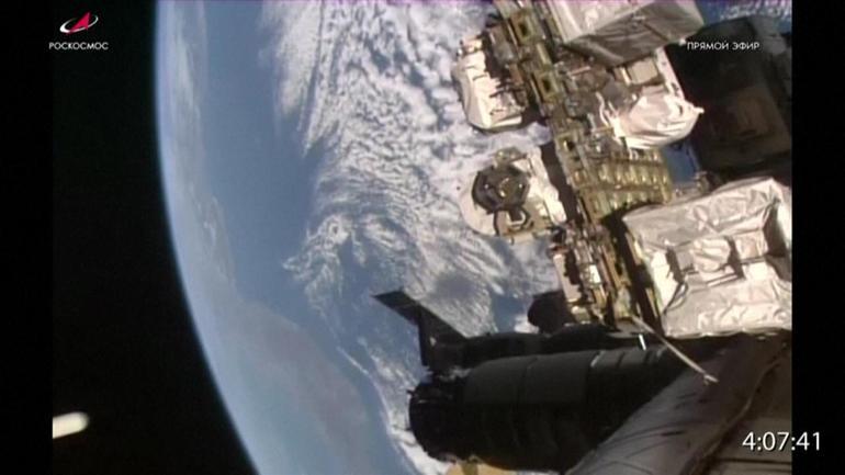 Boş Rus kapsülü Uzay İstasyonunda