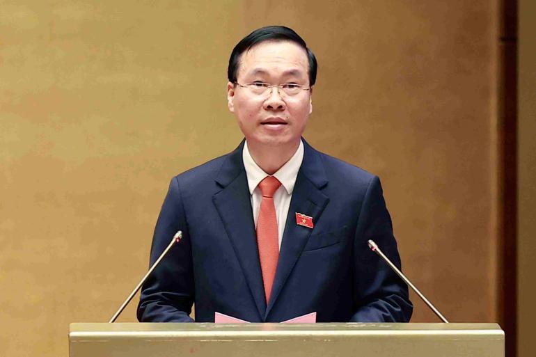 Vietnamın yeni devlet başkanı Vo Van Thuong oldu