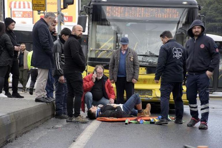 Beşiktaşta İETT otobüsü kırmızı ışıkta geçen motosiklete çarptı