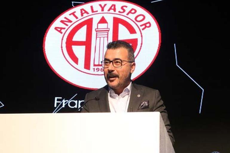 SON DAKİKA: Antalyasporda Başkan Aziz Çetin istifa etti Yeni Başkan Sabri Gülel...