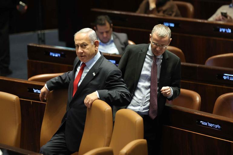 İsrailde başbakanın görevden alınmasını zorlaştıran yasa tasarısına onay