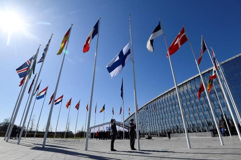 Son dakika... Finlandiya resmen NATO üyesi oldu