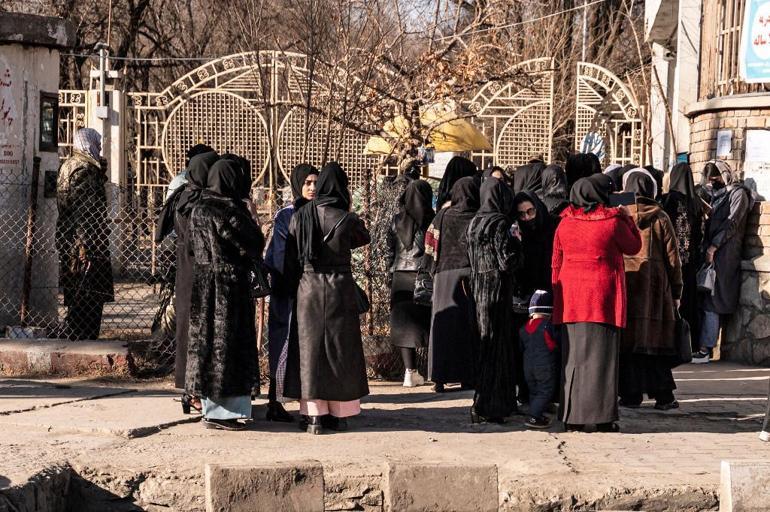 Taliban, Afganistanda kadınların BM için çalışmasını yasakladı