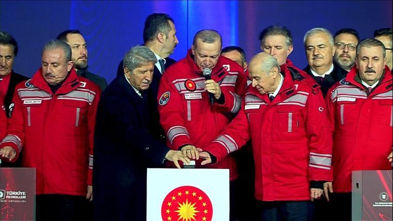 Cumhurbaşkanı Erdoğan meşaleyi yaktı: Karadeniz gazı artık devrede