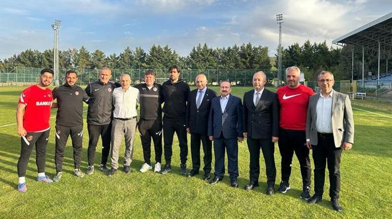 TFF Başkanı Büyükekşi akademi ziyaretlerine Gaziantep FK ile devam etti