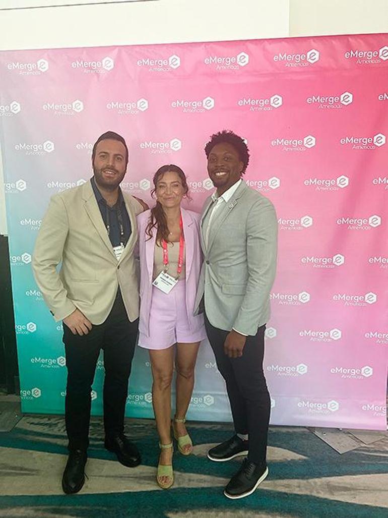 Türk Girişimciler için Venture Miami’nin Miami şehrinde sunduğu fırsatlar neler Miami Belediye Başkanı Francis X. Suarez, Erick Gavin ve Burhan Şebin röportajı