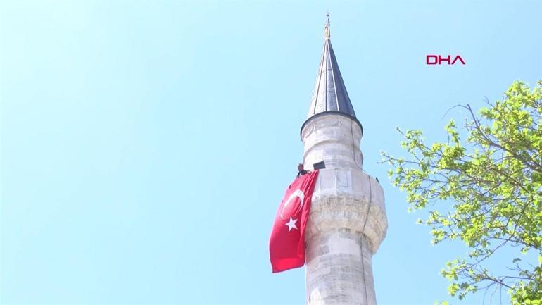 Tarihi Tevfikiye Camii açıldı