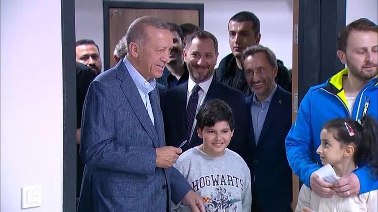 Cumhurbaşkanı Erdoğan: Malum gazetelerden biri çocuğu tokatladı yazdı, torunumu sevdim