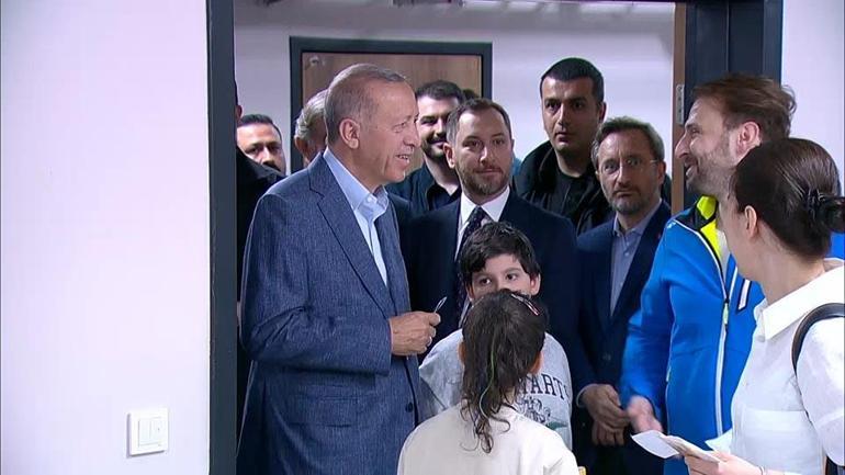 Cumhurbaşkanı Erdoğan: Malum gazetelerden biri çocuğu tokatladı yazdı, torunumu sevdim