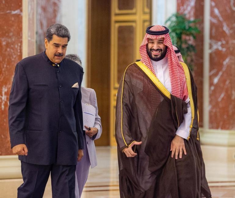 Venezuela Devlet Başkanı Madurodan Suudi Arabistan ziyareti