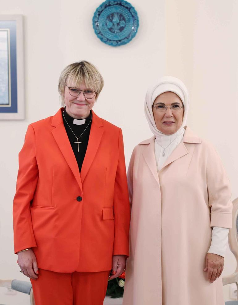 Emine Erdoğan, İsveç Başbakanı Kristersson’un eşiyle görüştü