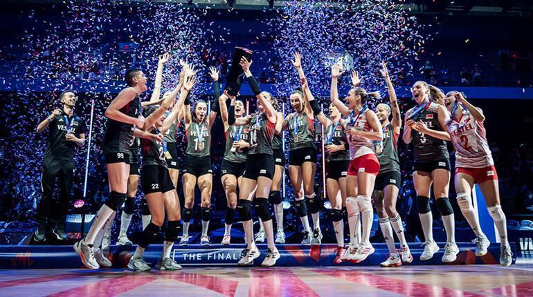 Türkiye - Çin voleybol final maçı sonucu, özeti...  A Milli Kadın Voleybol Takımı şampiyon oldu