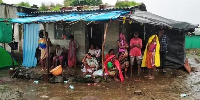 Hindistanda şiddetli yağışlar ölüm getirdi 22 kişi hayatını kaybetti