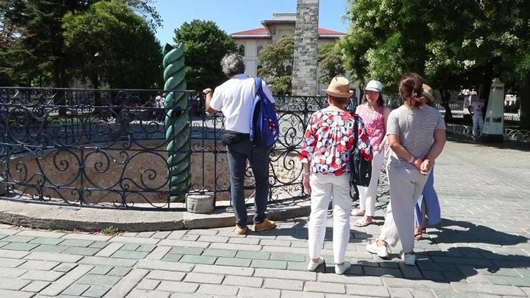 İstanbulun tarihi Yılanlı Sütunu tehlike altında… 2 bin 500 yıllık tarihi eser çatladı